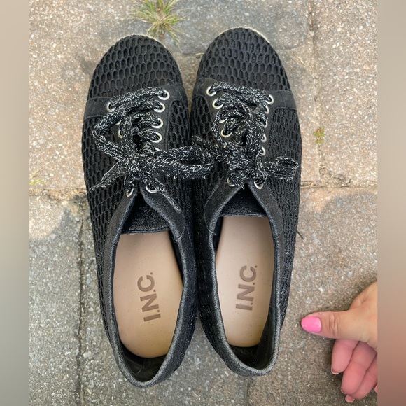 I.N.C Asina Mesh sneakers - Picture 10 of 15